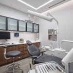 Consultorio dental sujeto a una visita de verificación sanitaria de la autoridad